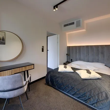 Rentplanet - Kras Apartamento